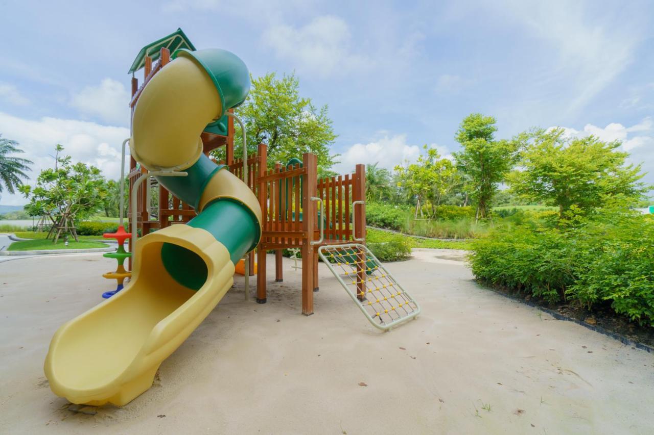 Skypark Apartments By Laguna Phuket Bangtau-part Kültér fotó