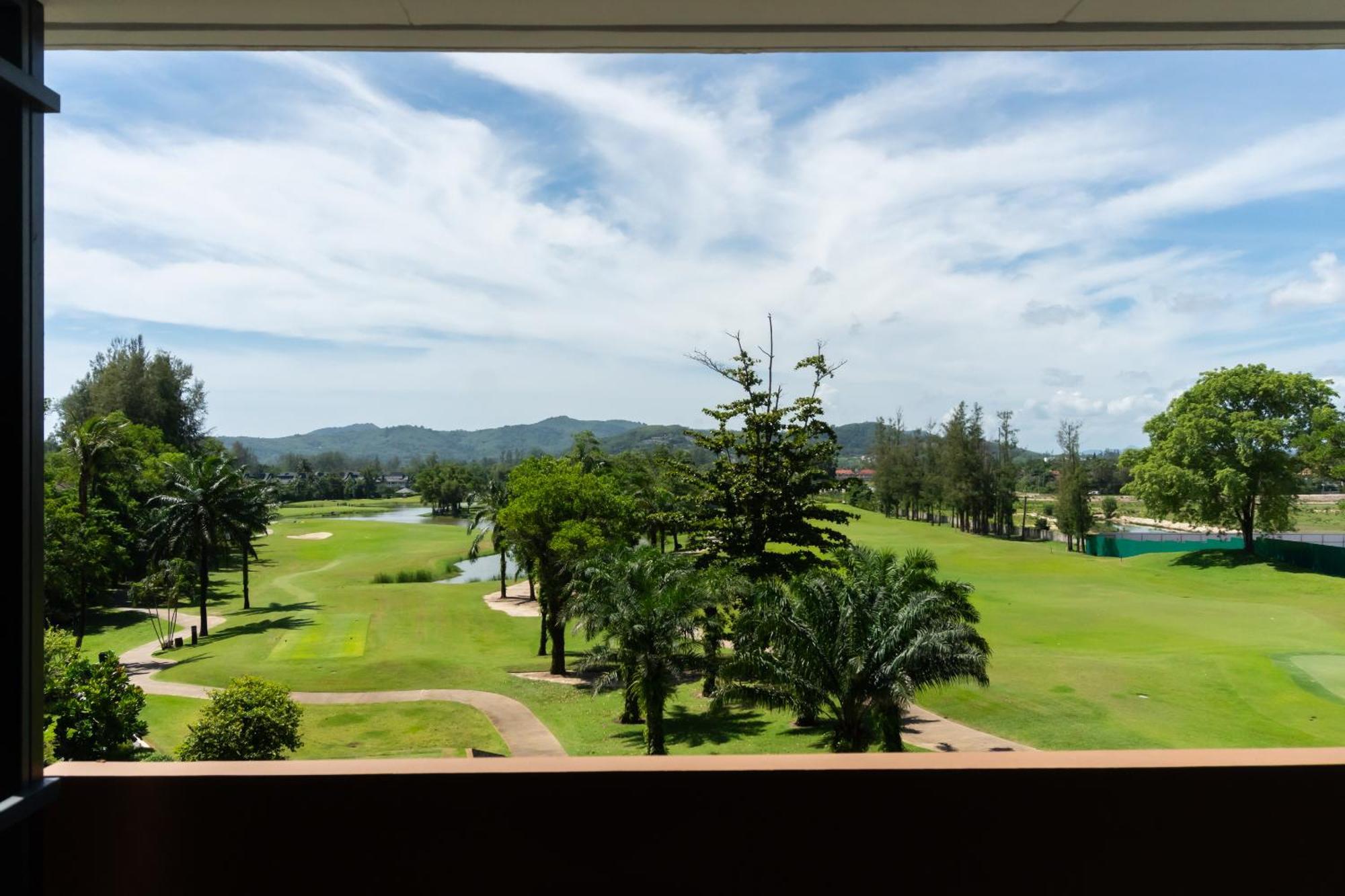 Skypark Apartments By Laguna Phuket Bangtau-part Kültér fotó